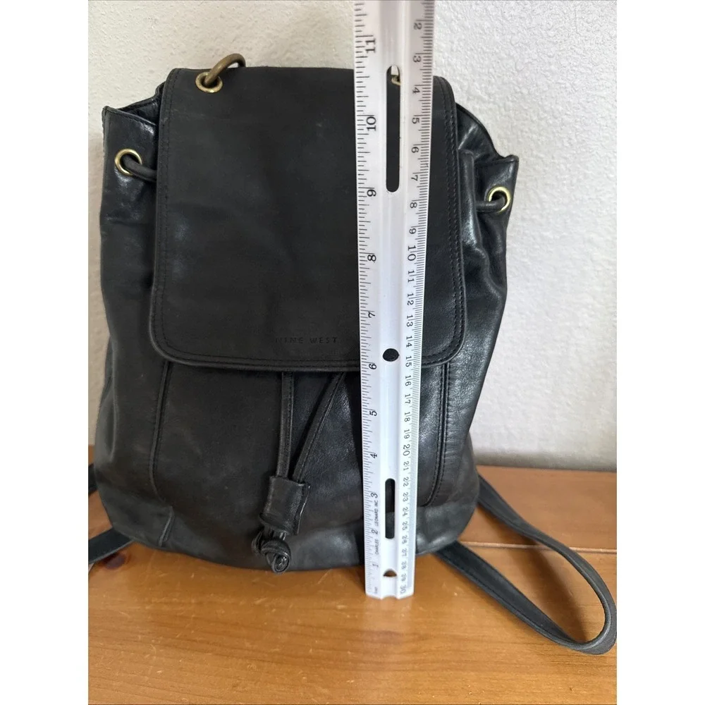 Vintage Soft‎ Black Leather Ninewest Backpack Drawstring Flap Closure Brass Tag